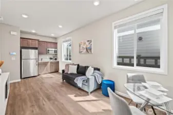 ADU Spacious ADU With Kitchenette