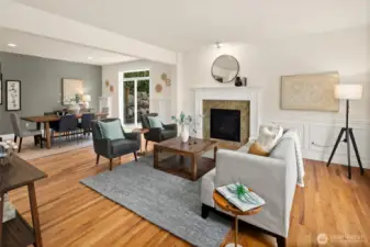 Designed for connection and comfort, this spacious living area is perfect for relaxed evenings, lively conversations, and everything in between.