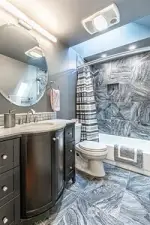 Main Bathroom with tile