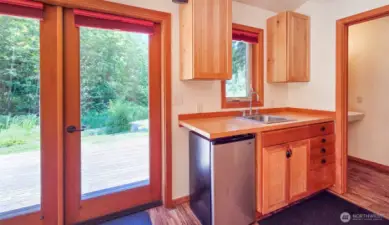 Sink and fridge in studio
