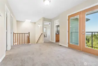 Upstairs bonus area and deck