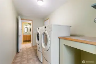 Spacious laundry