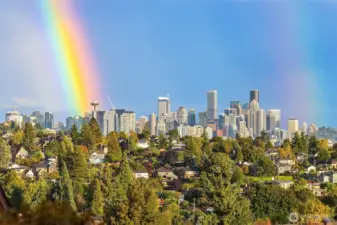 Yes, this is a real photo from the property  We got lucky, so could you!