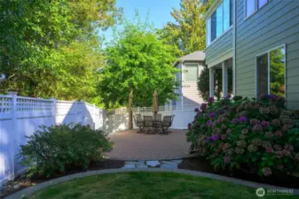 Tranquil backyard living...