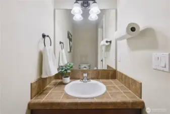Downstairs 1/2 Bath