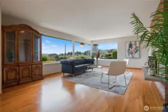 Gorgeous views of Mt. Rainier can be enjoyed through the large picture windows in the living room.