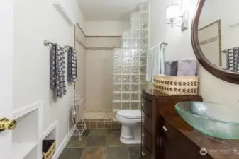 3/4 bath!