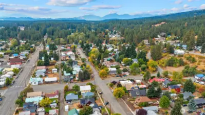 Great location close to town