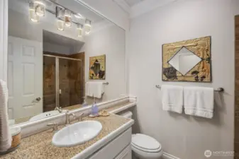 Main floor 3/4 bathroom