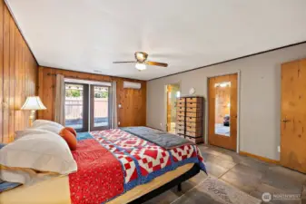 Rec room turned into primary en-suite
