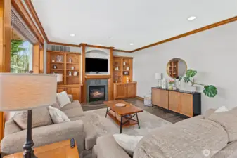 Family room reverse angle