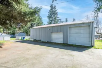 Huge detached garage with circular driveway for easy access