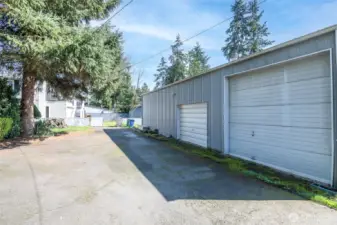 Detached garage and gate to rear yard