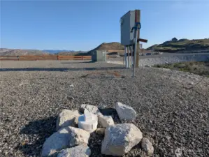 4 bedroom septic on site