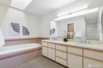 5-piece Primary Bath