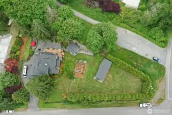 Move in ready just in time for the summer!