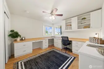 3rd bedroom- large and currently has custom office built ins