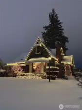 Like something from a painting or the inspiration for a song- Winter Wonderland comes to mind.