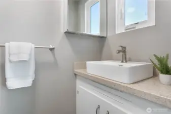 Primary bedroom ensuite