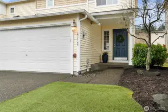 Covered front porch to welcome you in.