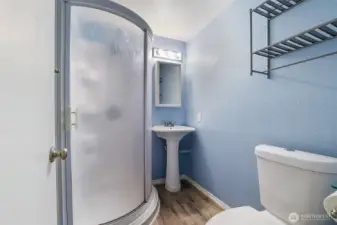 3/4 Bathroom