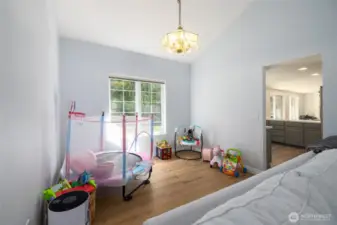 Currently set up a a play area for the kids, this can also be the dining space