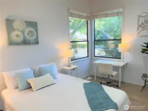 high ceiling bedroom in main floor