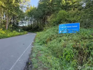 10 minutes to access the 100,000 acre capitol forest