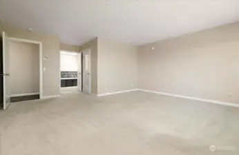 Large walk in closet & full ensuite