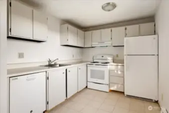 Kitchen cabinets got refresh with new paint!