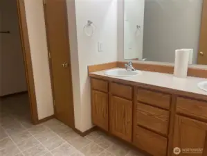 Large main bathroom; double sinks