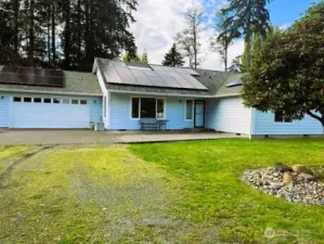 Welcome home in Shelton!