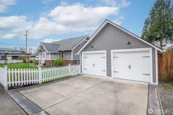 Spacious 2 car detached garage