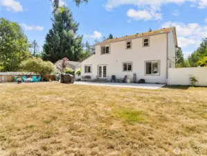 Large fully fenced backyard