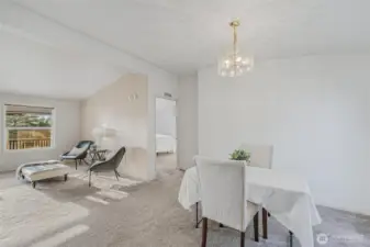 Dining room.