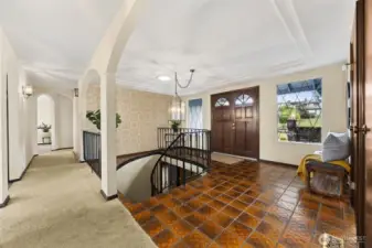 Formal entry to greet your guests