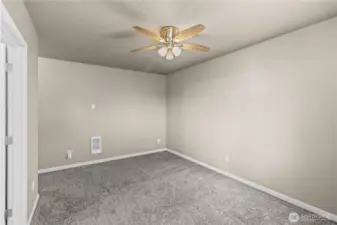 Lower floor Bed & Bath