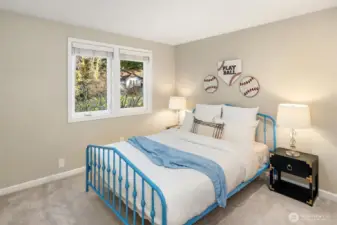 3rd bedroom easily fits a queen bed and much more!