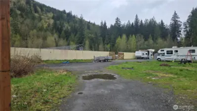 big level privacy behind the solid fence