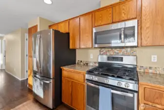 Kitchen-Stainless Appliances