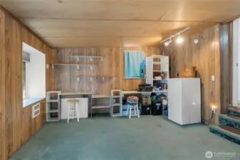Second Master Connects to Family Room