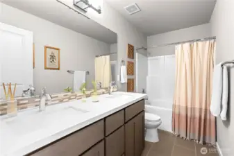 2nd floor guest bathroom