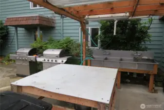 Crab/Clam Cleaning Table