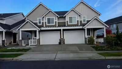 5354 50th Lp SE Lacey WA 98503--4 bedrooms, 2 1/2 bath.1925 sqft