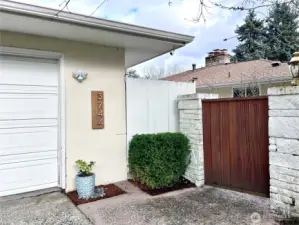 Welcome to 3744 NE 165th!