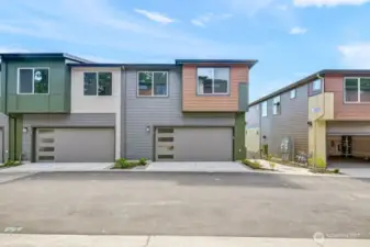 13217 NE 127th Way Unit A ~ Ready Now