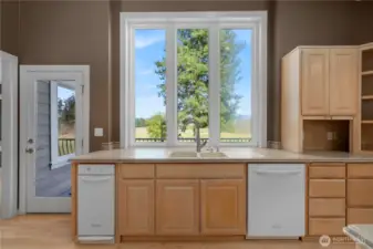 Main Floor Kitchen