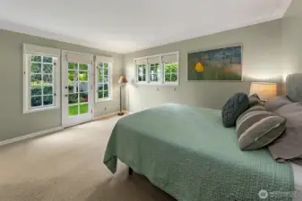 Master suit, with access to side and view yard