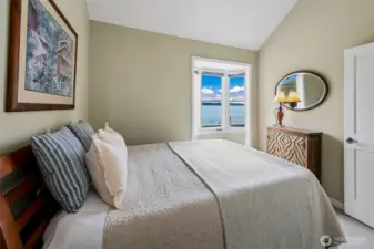2nd bedroom on the main floor