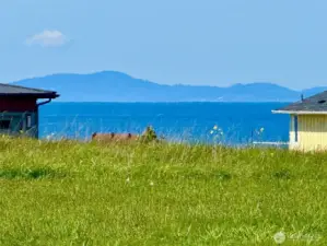Looking W toward the San Juans.